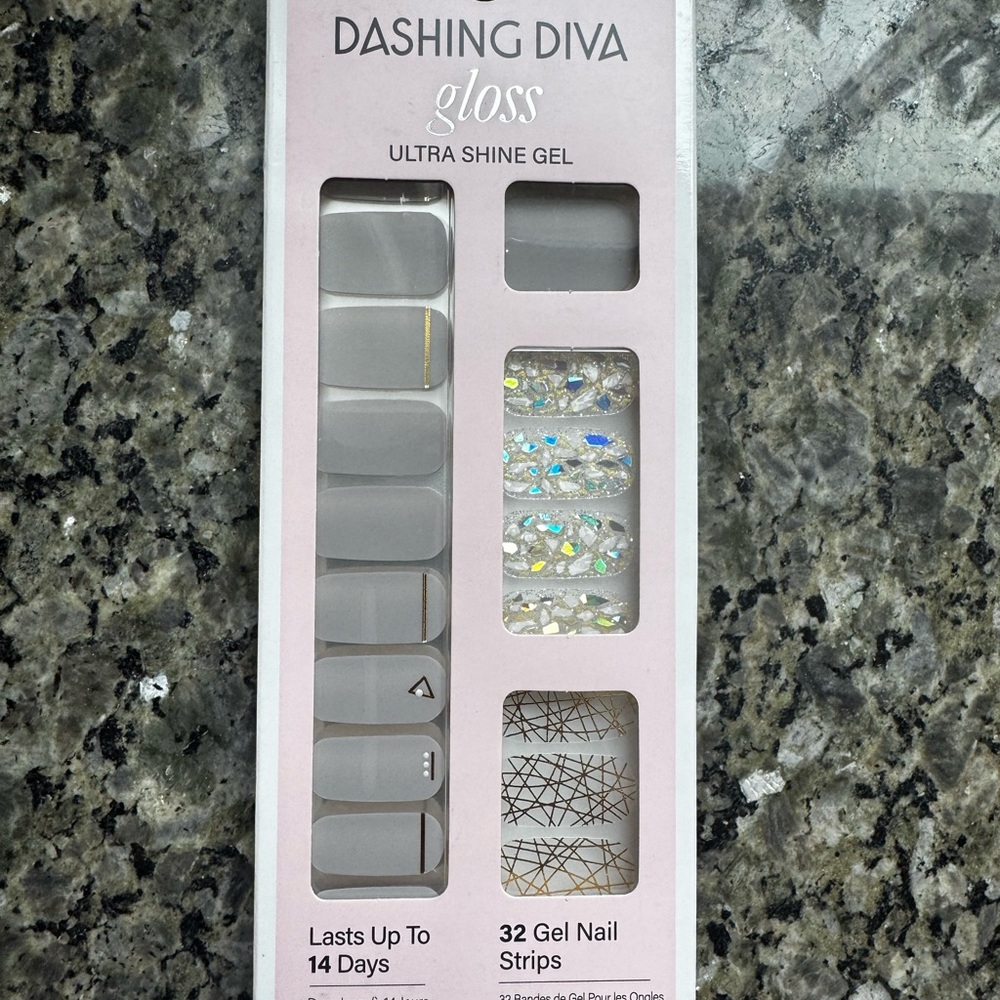Dashing Diva Gloss Ultra Shine Gel Nail Strips - Gray